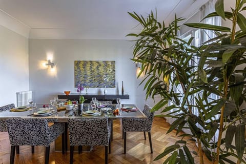 MY CASA - VICTOR HUGO - Beautiful Apartment - View over Garden Apartment in Nice