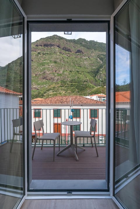 Natural landscape, View (from property/room), Balcony/Terrace, Mountain view