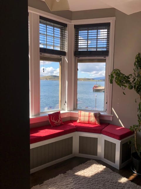 Royal Bank Flat Apartment in Oban