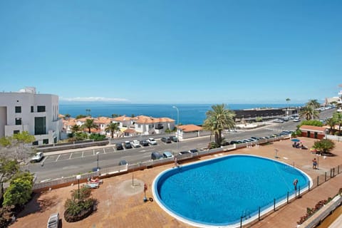 Day, Neighbourhood, Bird's eye view, Summer, View (from property/room), View (from property/room), Pool view, Sea view, Sea view, Swimming pool, Location, Parking