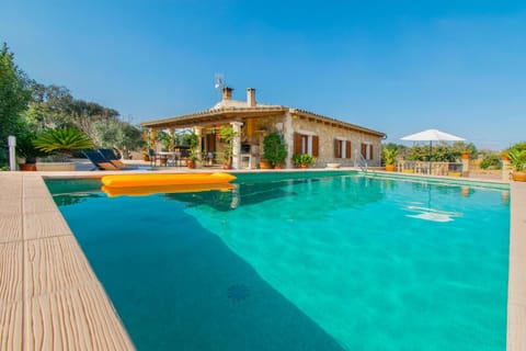 Property building, Swimming pool, Swimming pool