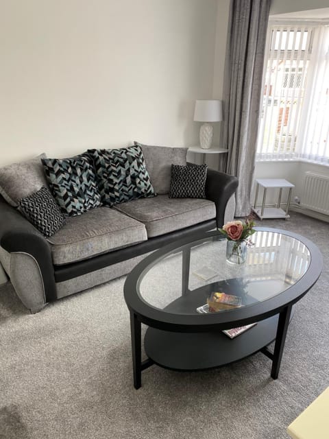 COLERIDGE LODGE House in Wyre District