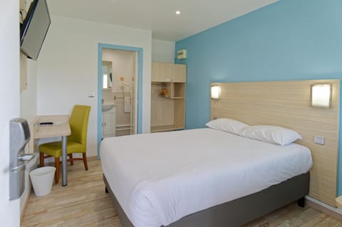 Bed, TV and multimedia