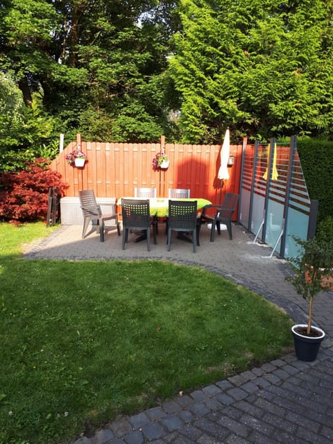 Balcony/Terrace, Garden view
