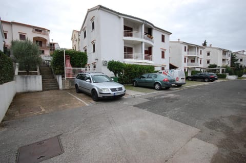 Property building, Facade/entrance, Street view
