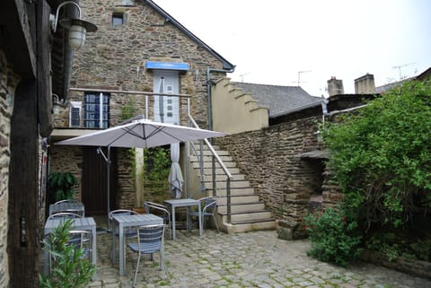 Patio, Balcony/Terrace