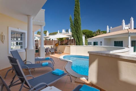 Balcony/Terrace, Swimming pool