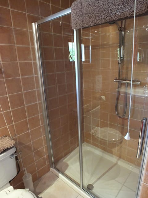 Walnut Log Cabin Cabin in Swanage