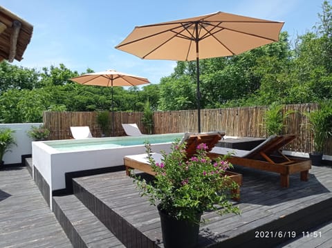 Balcony/Terrace, Swimming pool