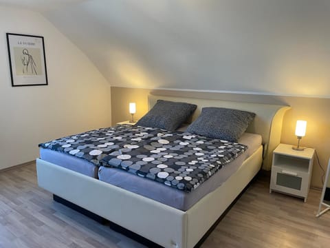 Bed, Bedroom