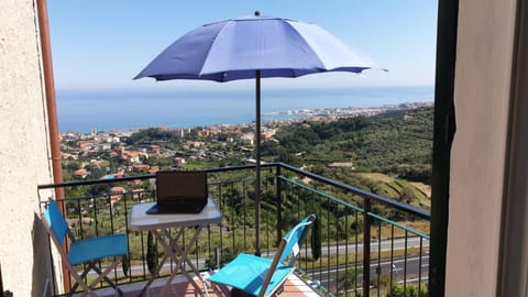 B&B TRA CIELO e MARE Bed and Breakfast in Pietra Ligure
