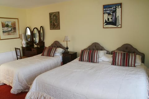Muxnaw Lodge Bed and Breakfast in County Kerry