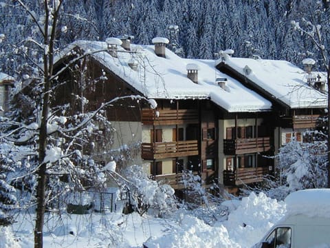 Property building, Winter