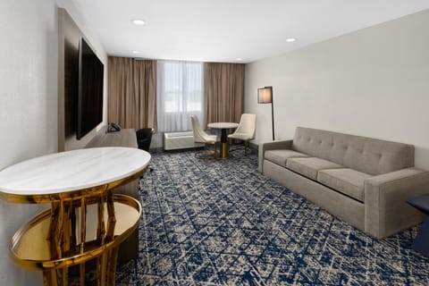 Wyndham DFW Airport Hotel in Irving