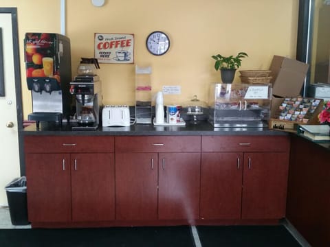 Food, Continental breakfast