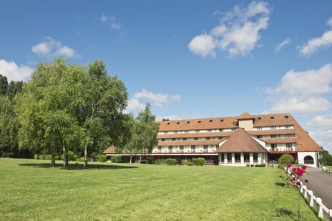 Property building, Facade/entrance, Garden