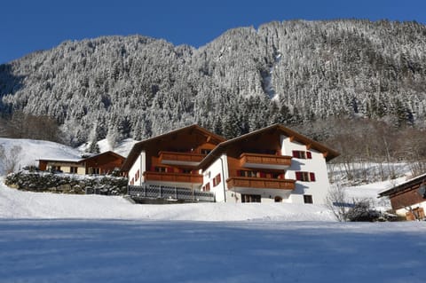 Property building, Winter