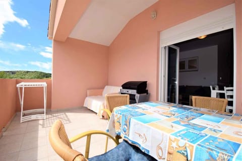 BBQ facilities, Balcony/Terrace