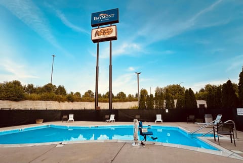 Pool view, Swimming pool