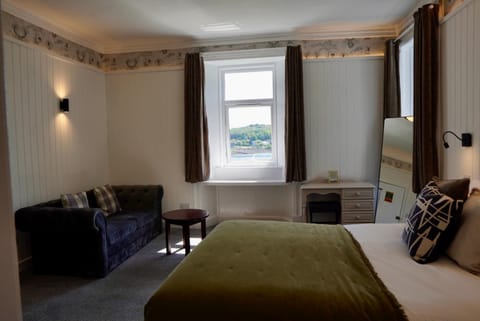 Lochnell Arms Hotel Inn in Scotland