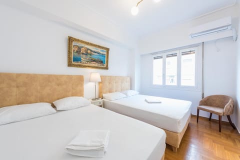 Victoria Queens Suites Apartments Apartment in Athens