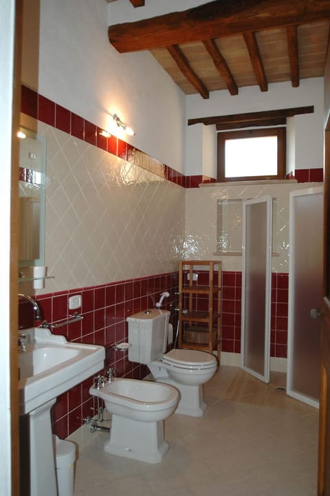 Bathroom, Facility for disabled guests