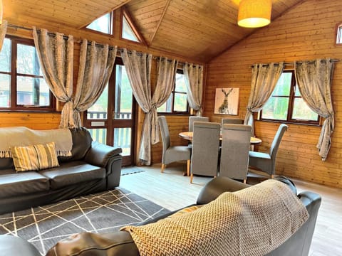 Goldcrest 1-Hot Tub-Woodland Lodges-Carmarthenshire-Tenby Chalet in Wales