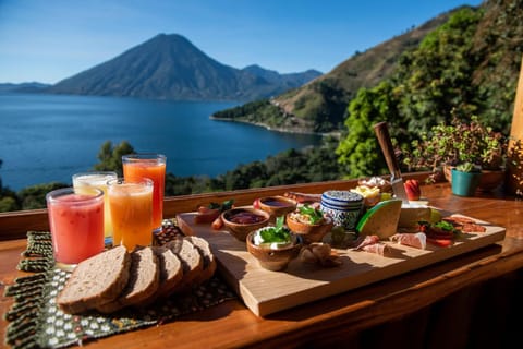 Restaurant/places to eat, Food and drinks, Food, Lake view, Landmark view, Breakfast