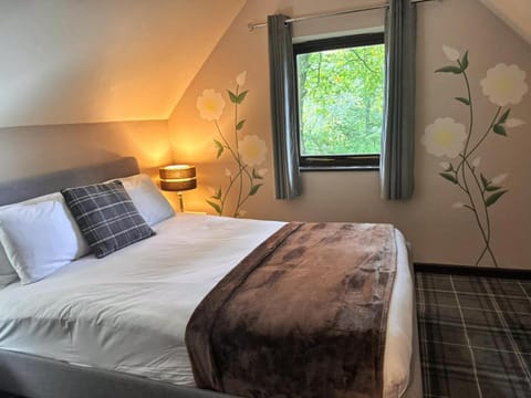 Primrose 19-Woodland Lodges-Carmarthen-Pembroke Chalet in Wales