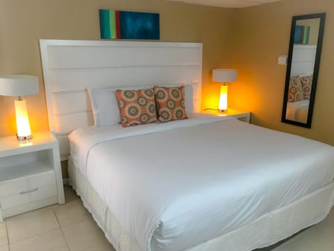 Haven Hotel - Fort Lauderdale Airport & Cruise Port Motel in Dania Beach