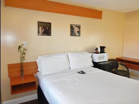 Haven Hotel - Fort Lauderdale Airport & Cruise Port Motel in Dania Beach