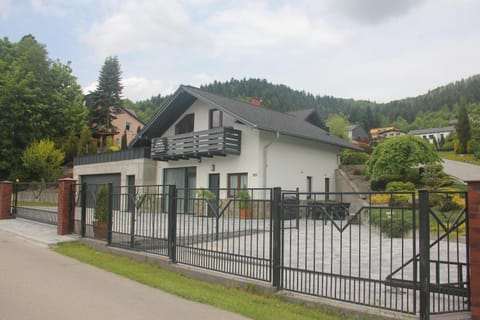 Property building, Natural landscape