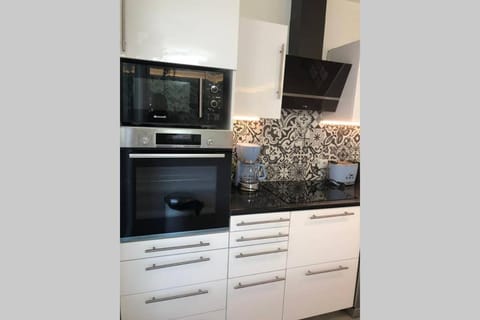 Fruitiers1 Apartment in Saint-Denis, France