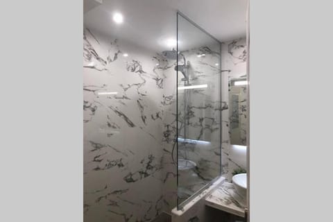 Fruitiers1 Apartment in Saint-Denis, France