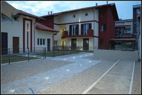Property building, Facade/entrance