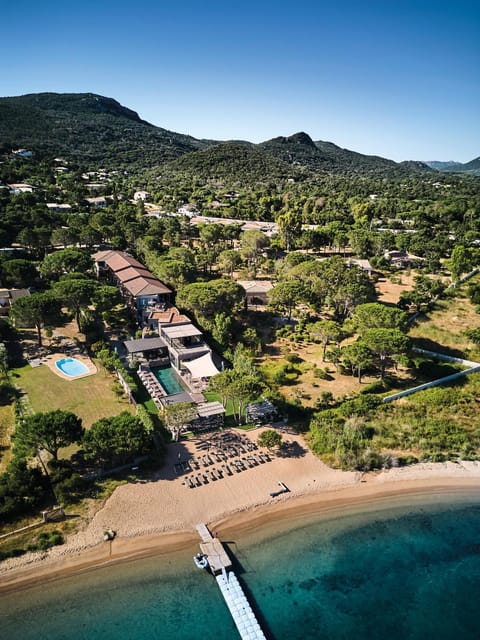Property building, Restaurant/places to eat, Bird's eye view, Swimming pool, Breakfast