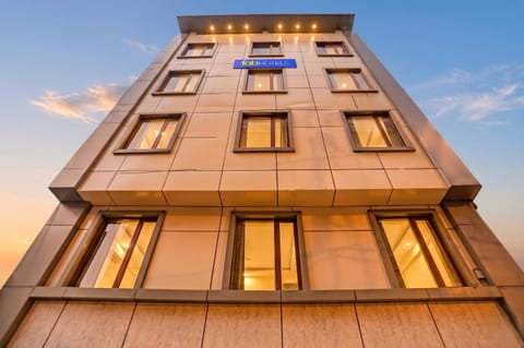 Property building, Facade/entrance