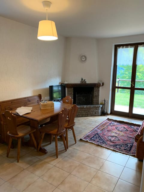 Trilocale Fumeclo Apartment in Province of Brescia