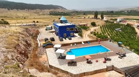 Property building, Nearby landmark, Natural landscape, Mountain view, Swimming pool