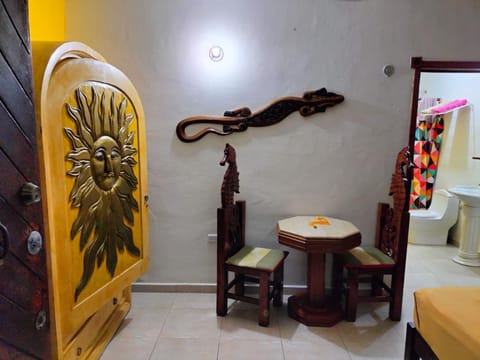 Bedroom, locker