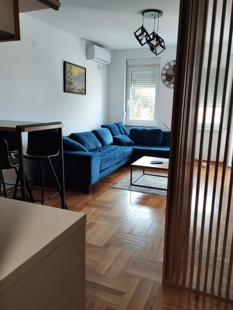 Cvetkovic LUX Аpartmani & Free GARAŽA Apartment in Serbia