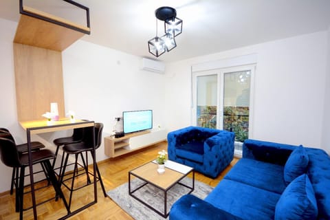 Cvetkovic LUX Аpartmani & Free GARAŽA Apartment in Serbia