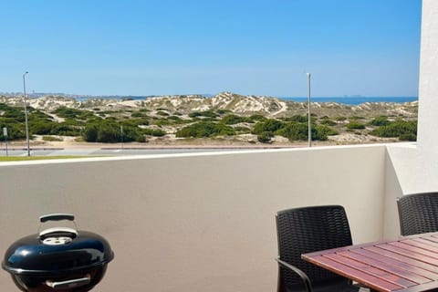 Patio, View (from property/room), Dining area, Sea view