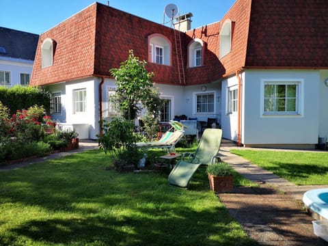 Property building, Garden