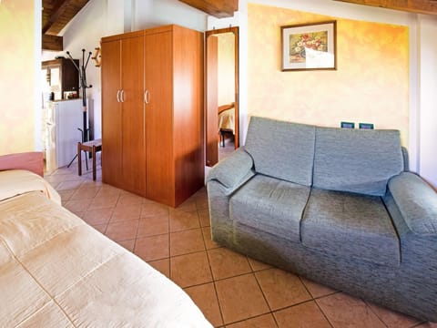 Living room, Bedroom