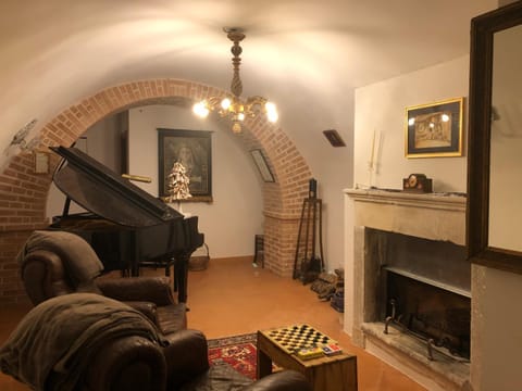 Communal lounge/ TV room, Living room