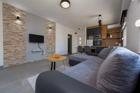 Quiet Bay Getaway Apt Mona 5 7 and 8 Vacation rental in Šibenik-Knin County, Croatia