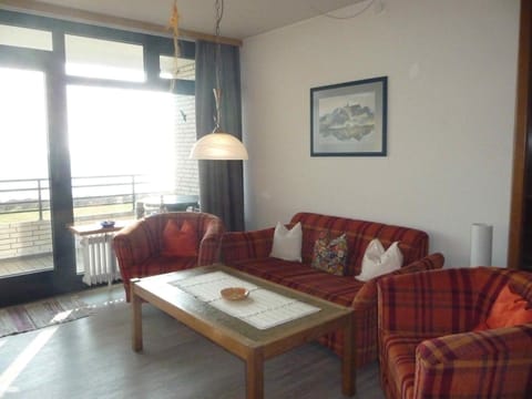 STHS79125-FeWo-Oostseebreker Apartment in Ostholstein