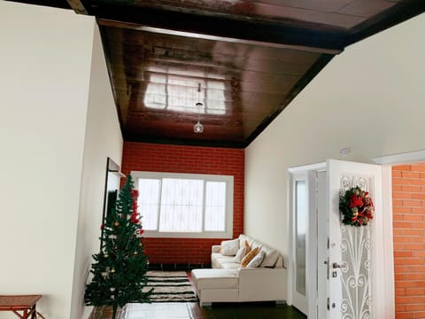 Communal lounge/ TV room, Other, Decorative detail, Entertainment