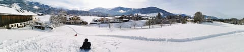 Property building, Staff, Natural landscape, Winter, Mountain view, Sports, Location, children